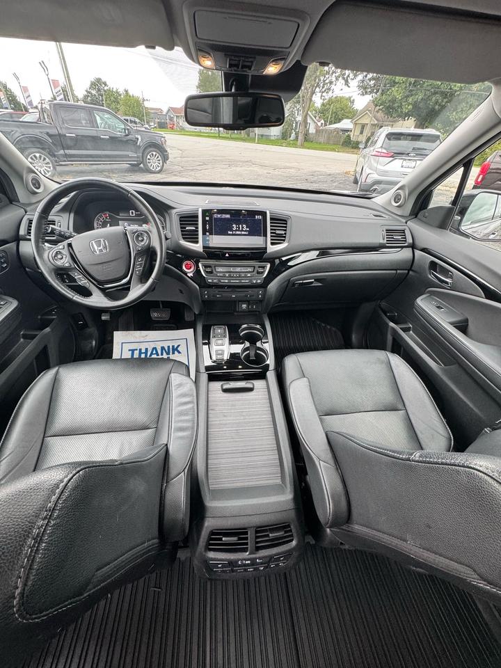 2016 Honda Pilot 4WD 4dr Touring Photo
