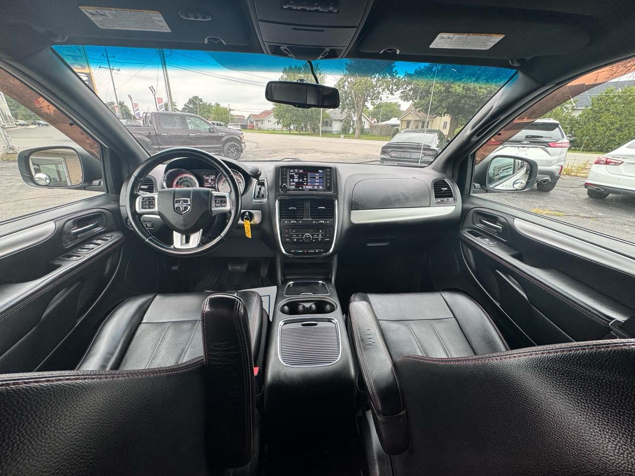 2017 Dodge Grand Caravan GT Photo