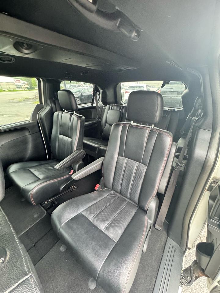 2017 Dodge Grand Caravan GT Photo