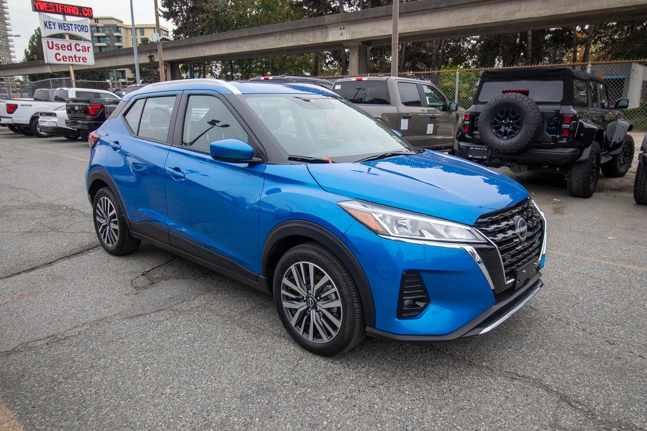 2024 Nissan Kicks SV Photo3