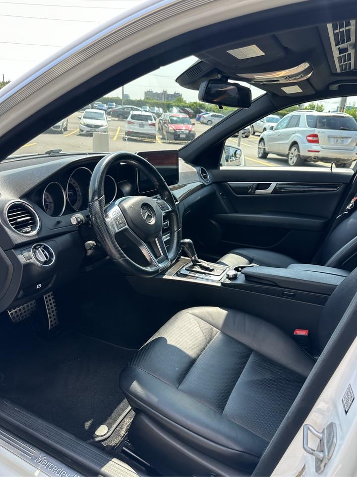2014 Mercedes-Benz C-Class C 300 Photo
