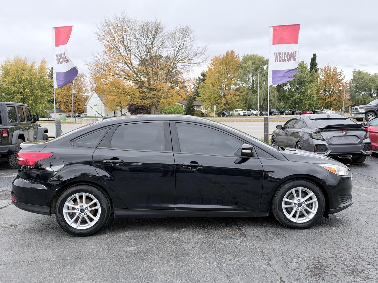 2017 Ford Focus 4DR SDN SE Photo