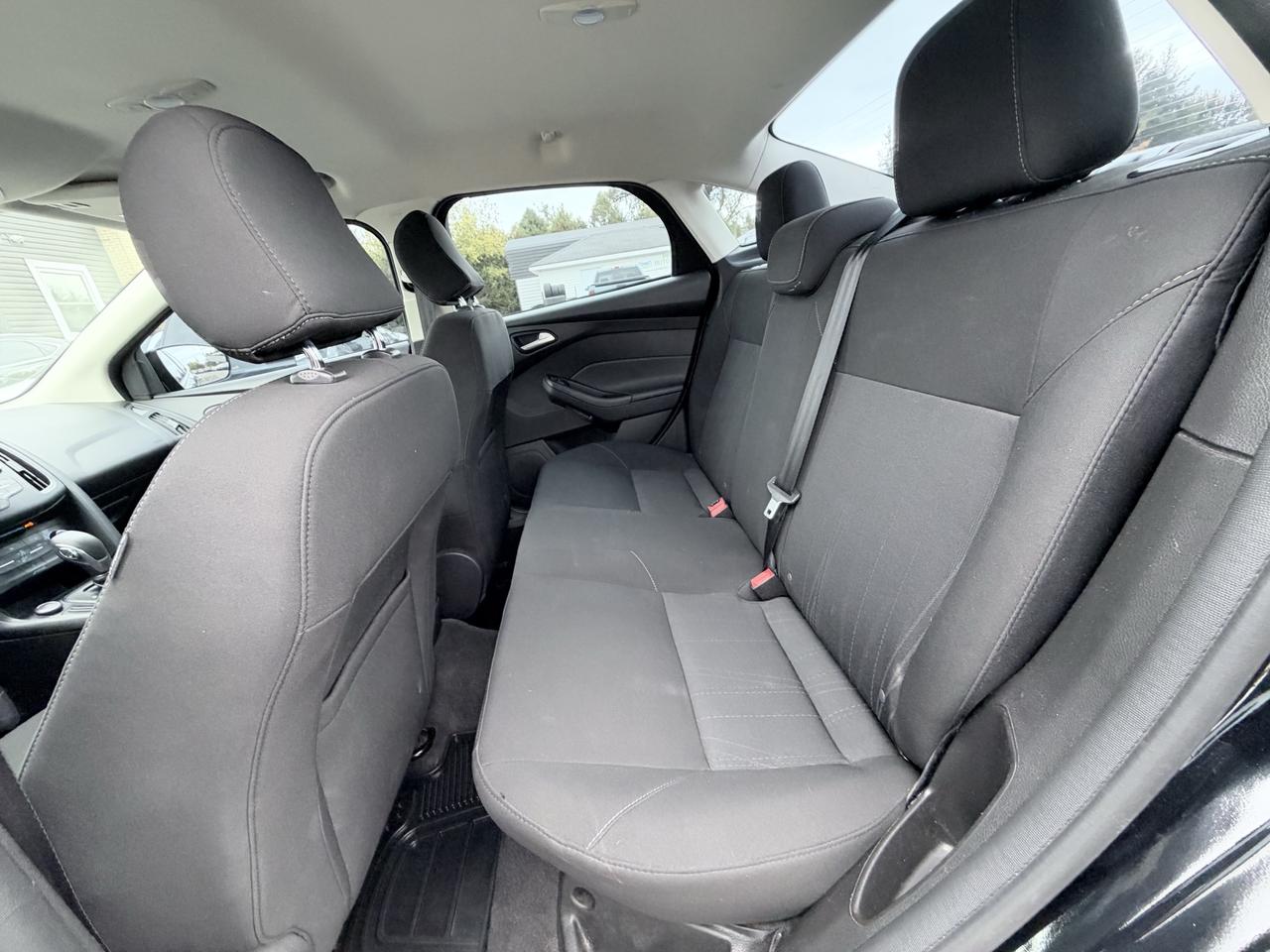 2017 Ford Focus 4DR SDN SE Photo