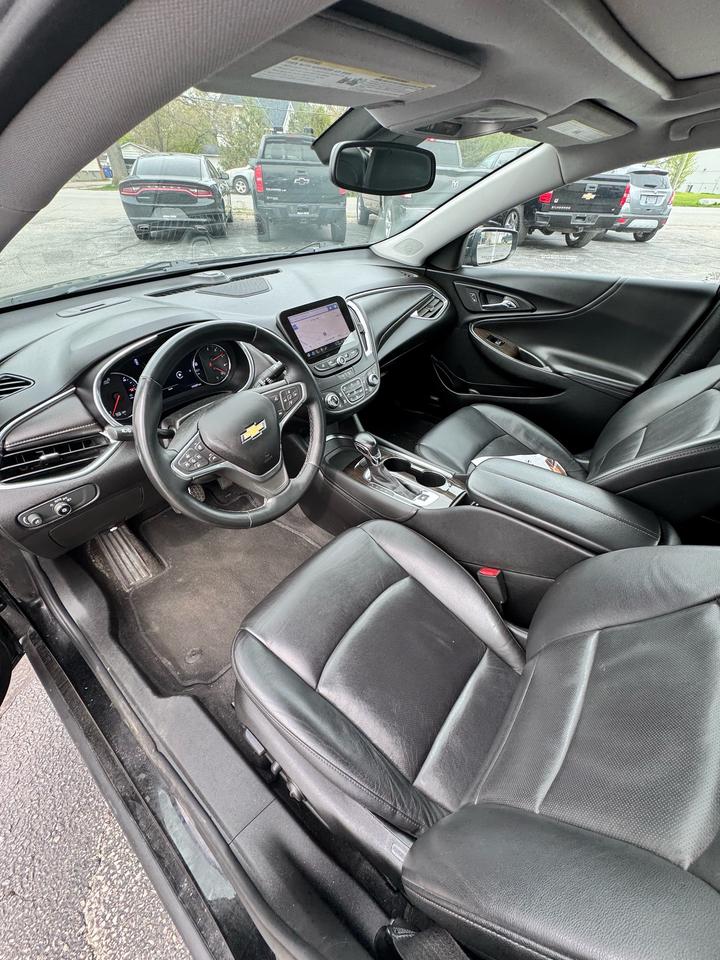 2023 Chevrolet Malibu 2LT Photo