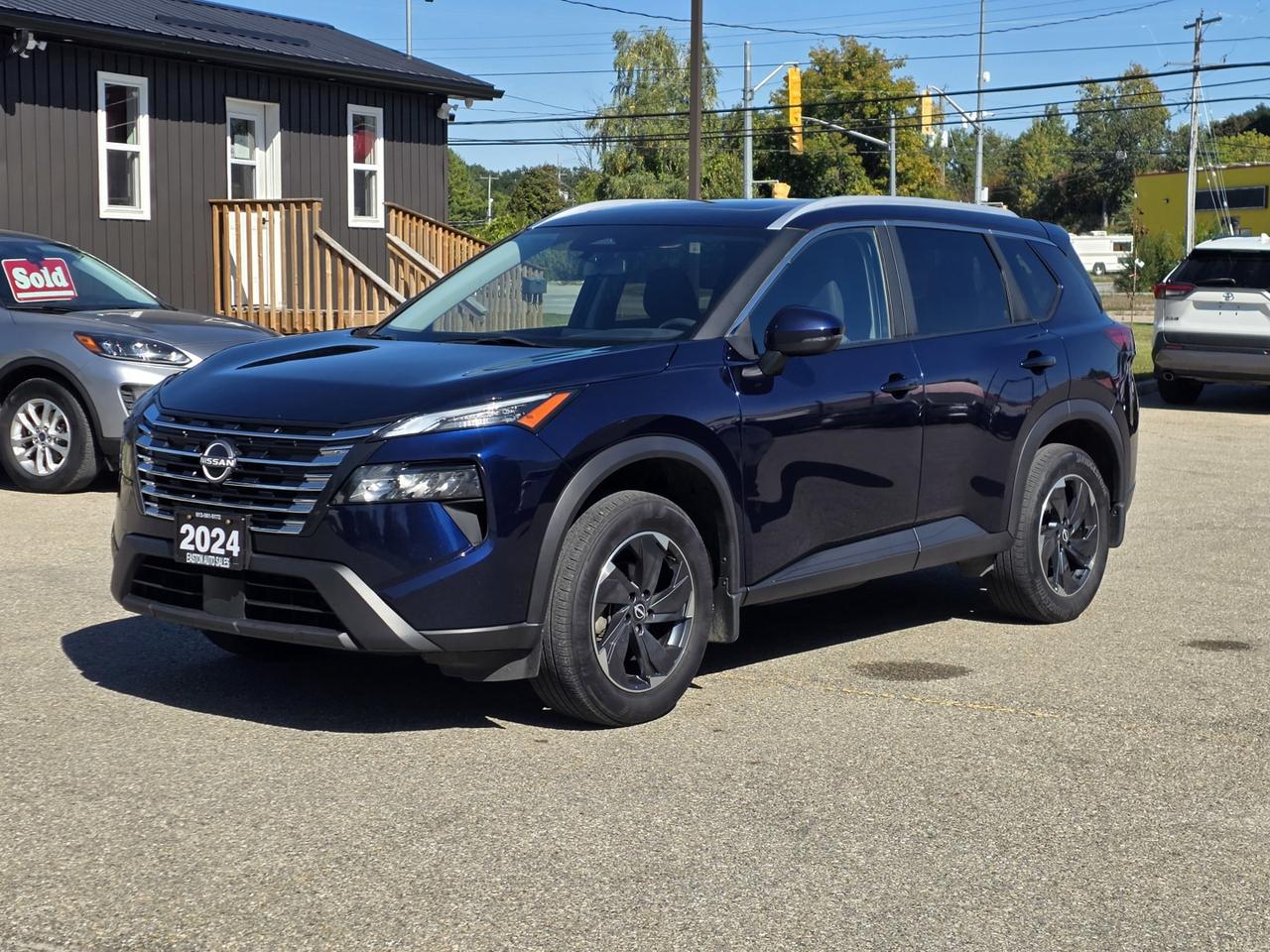 2024 Nissan Rogue SV AWD - Photo #1