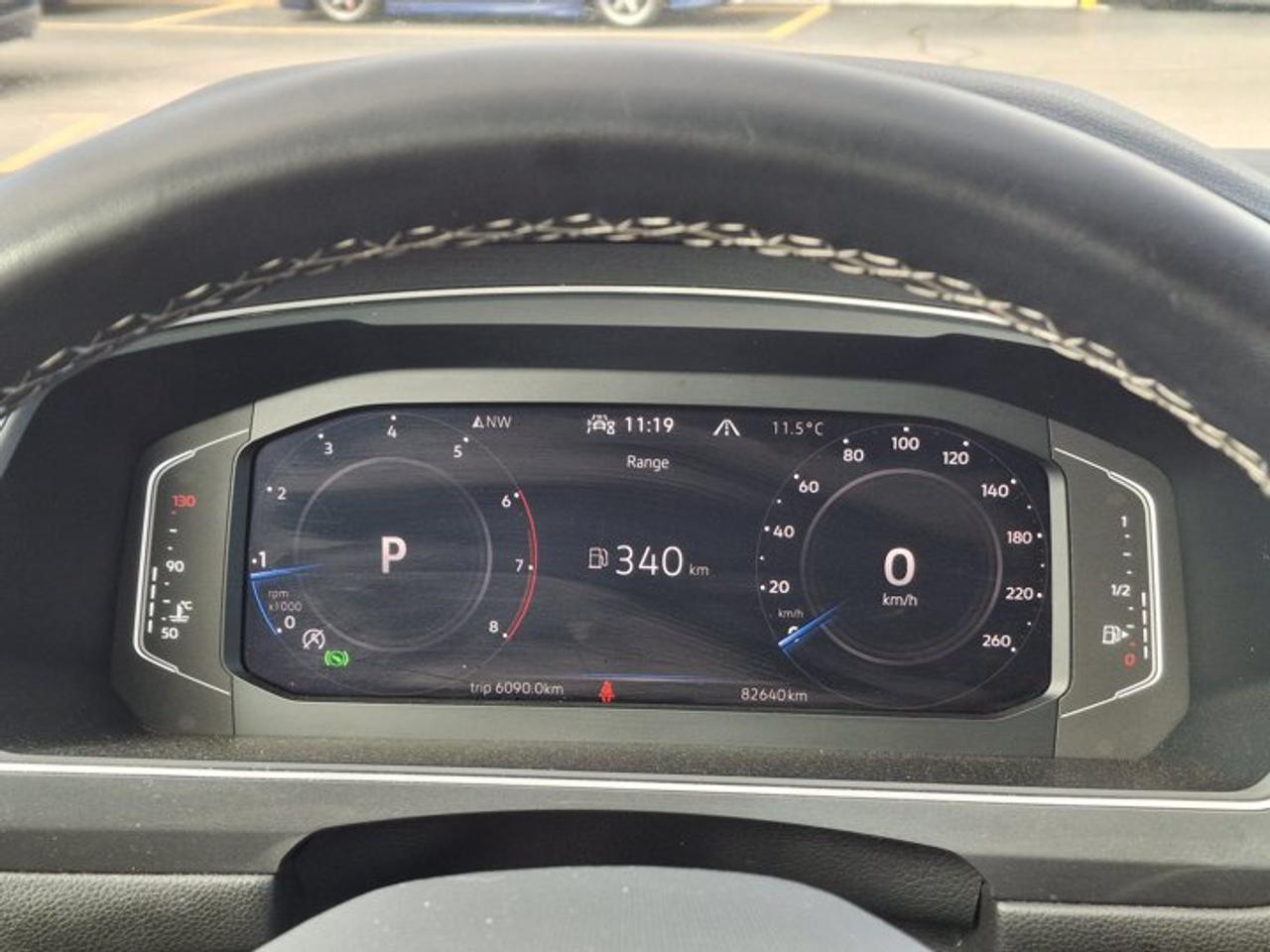 2024 Volkswagen Tiguan Comfortline 4Motion | Leather | Heated Seats + Steering | Wireless Carplay | Adaptive Cruise & More! Photo
