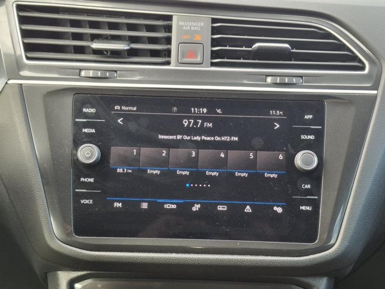 2024 Volkswagen Tiguan Comfortline 4Motion | Leather | Heated Seats + Steering | Wireless Carplay | Adaptive Cruise & More! Photo