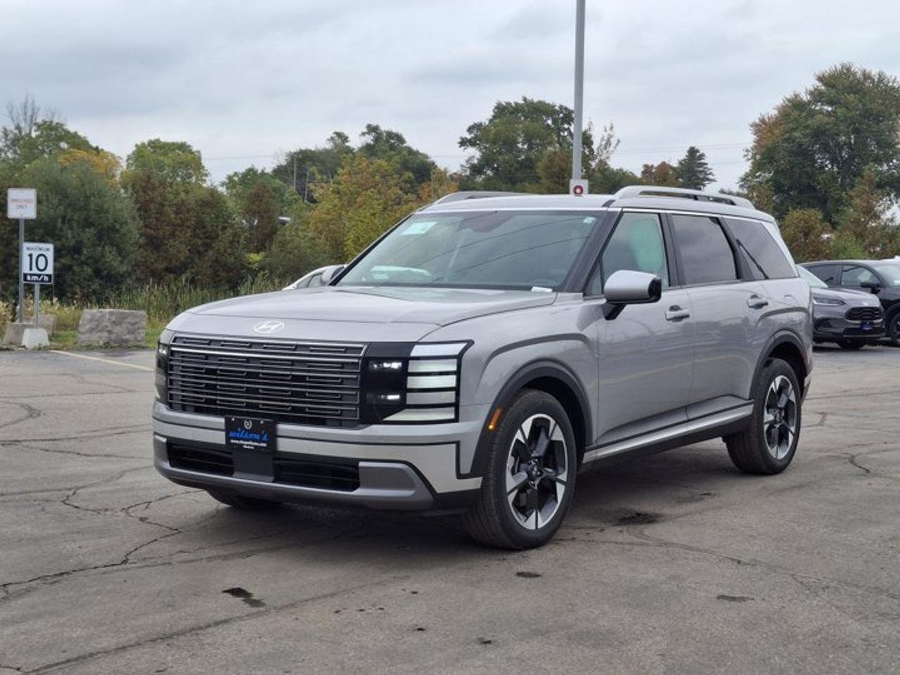 2026 Hyundai PALISADE Preferred Trend AWD | Leather | Sunroof | Heated + Cooled Seats | Heated Steering | and More ! Photo