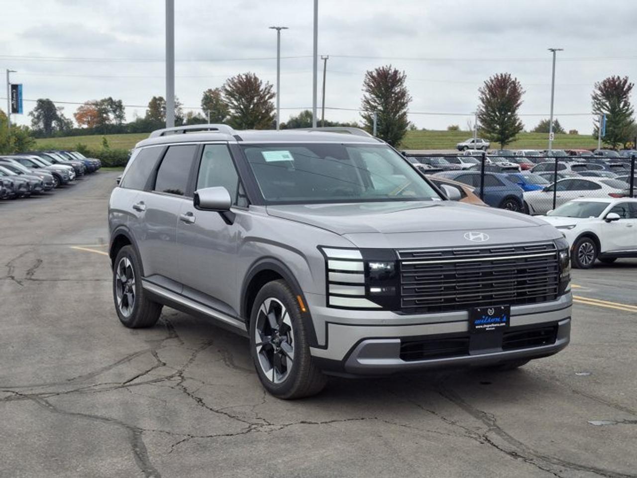 2026 Hyundai PALISADE Preferred Trend AWD | Leather | Sunroof | Heated + Cooled Seats | Heated Steering | and More ! Photo