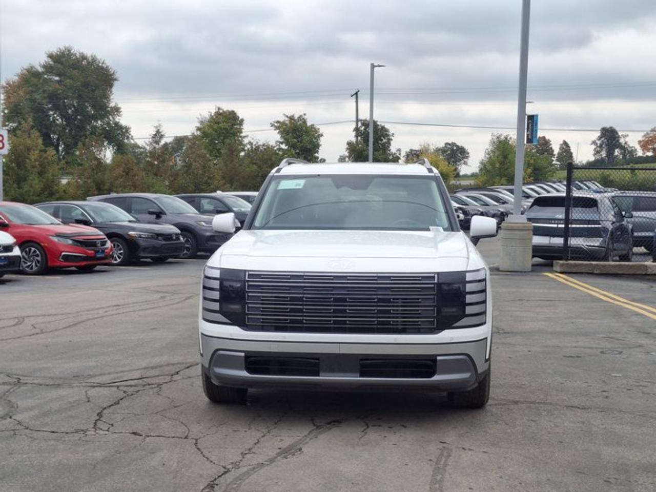 2026 Hyundai PALISADE Preferred Trend AWD | Leather | Sunroof | Heated + Cooled Seats | Heated Steering | and More ! Photo