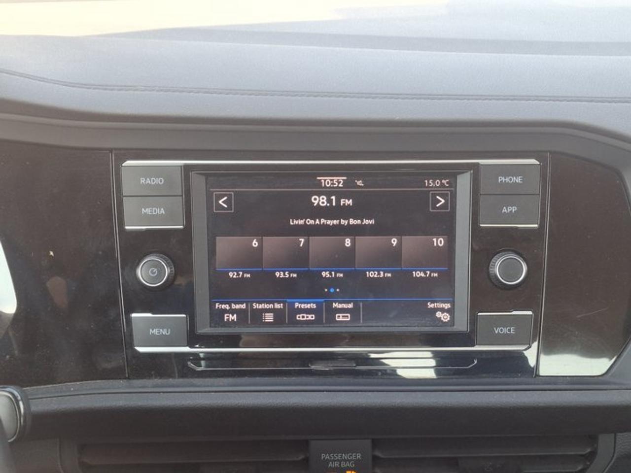 2024 Volkswagen Jetta Trendline Auto | Heated Seats + Steering | Digital Cockpit | CarPlay + Android Auto | and More ! Photo