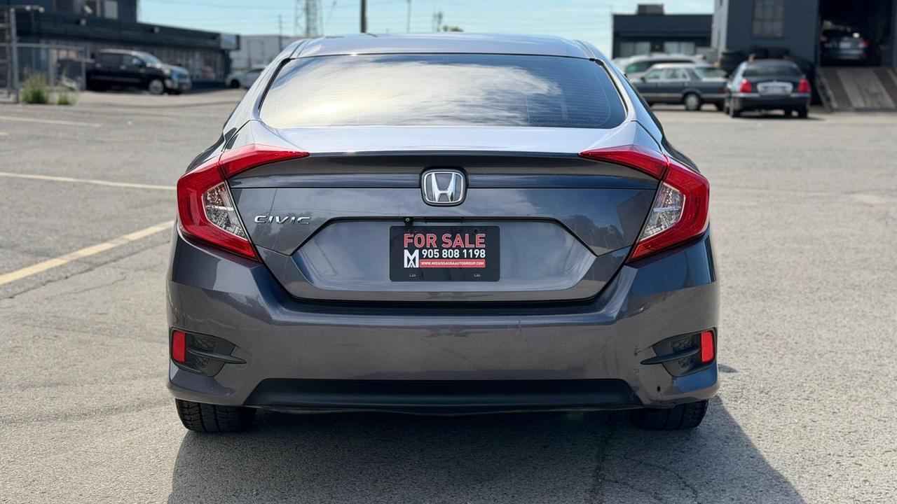 2017 Honda Civic 4dr Cvt Lx Photo