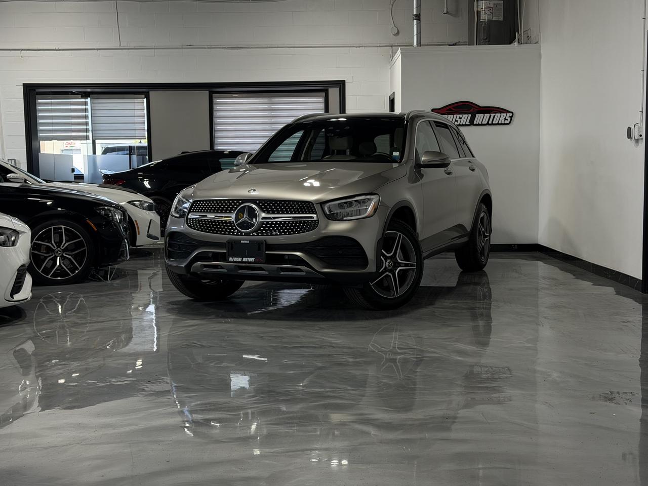 2020 Mercedes-Benz GLC-Class GLC 300 Photo