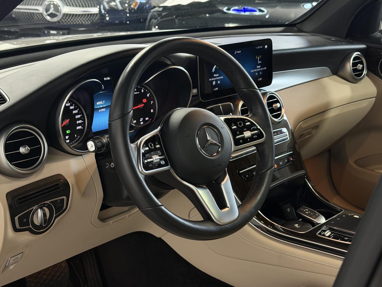 2020 Mercedes-Benz GLC-Class GLC 300 Photo4