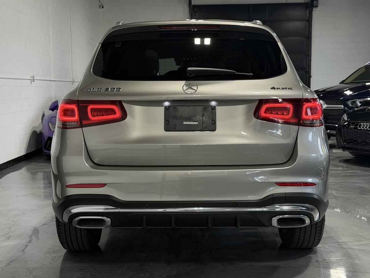 2020 Mercedes-Benz GLC-Class GLC 300 Photo