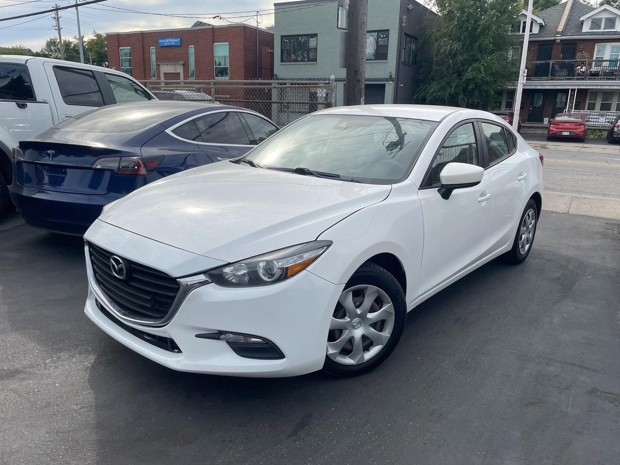 2018 Mazda MAZDA3 GX *SMART CITY BRAKE SUPPORT, BACKUP CAM, SAFETY* - Photo #1