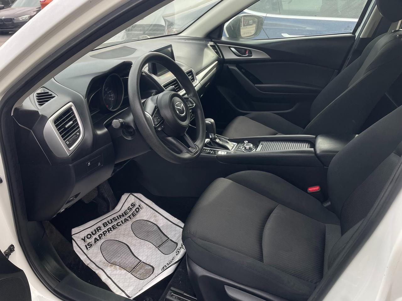 2018 Mazda MAZDA3 GX *SMART CITY BRAKE SUPPORT, BACKUP CAM, SAFETY* Photo