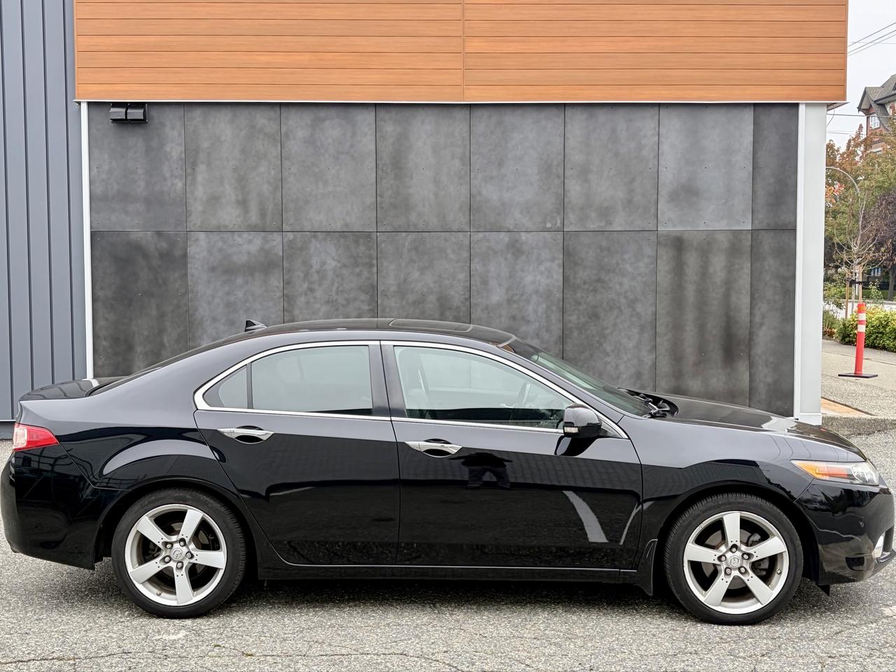 2011 Acura TSX 4dr Sdn I4 Auto w/Tech Pkg Photo5