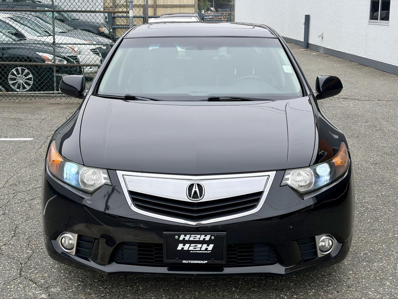 2011 Acura TSX 4dr Sdn I4 Auto w/Tech Pkg Photo3