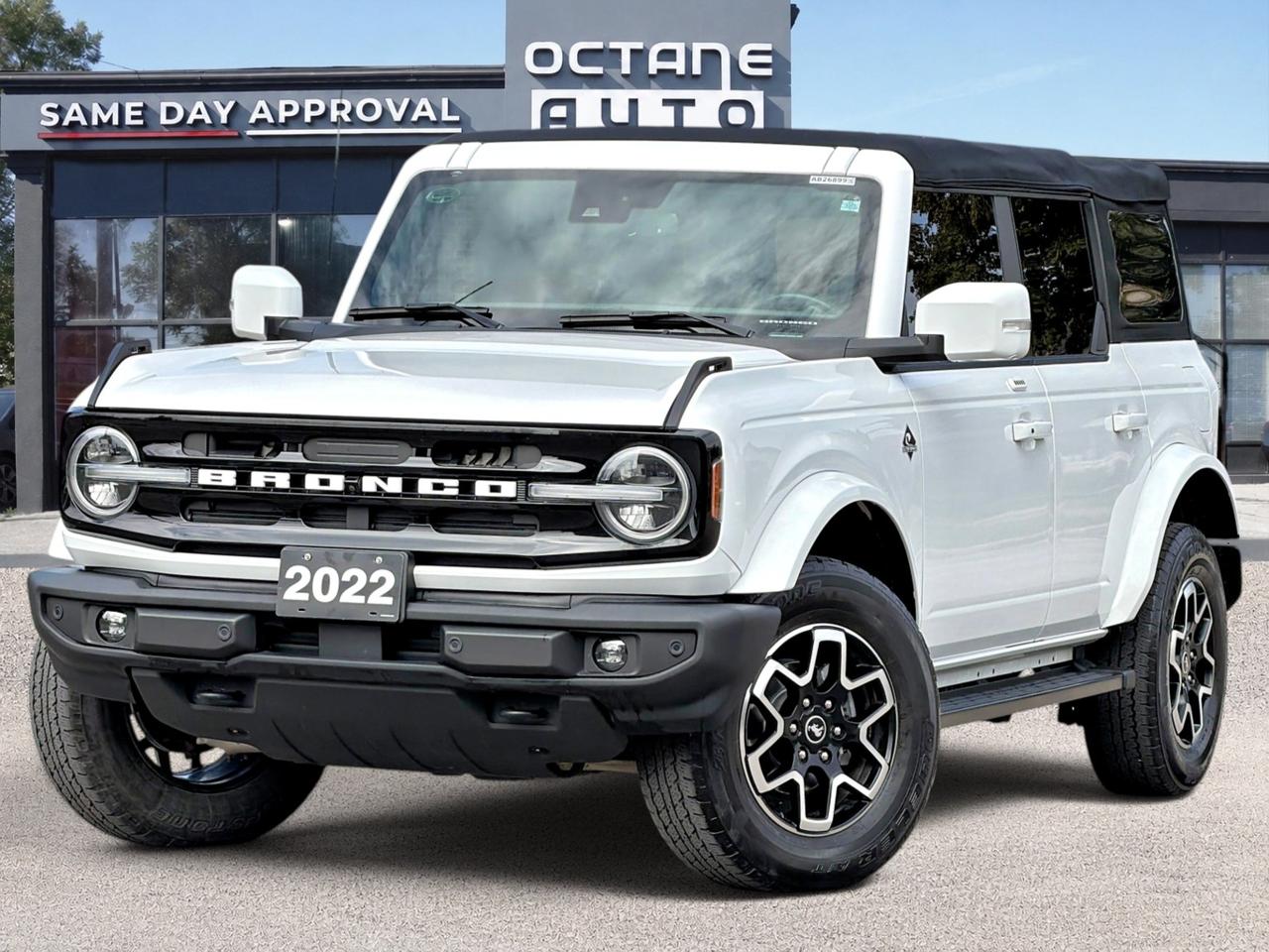 2022 Ford Bronco OUTER BANKS 4 DOOR 4X4 - Photo #1