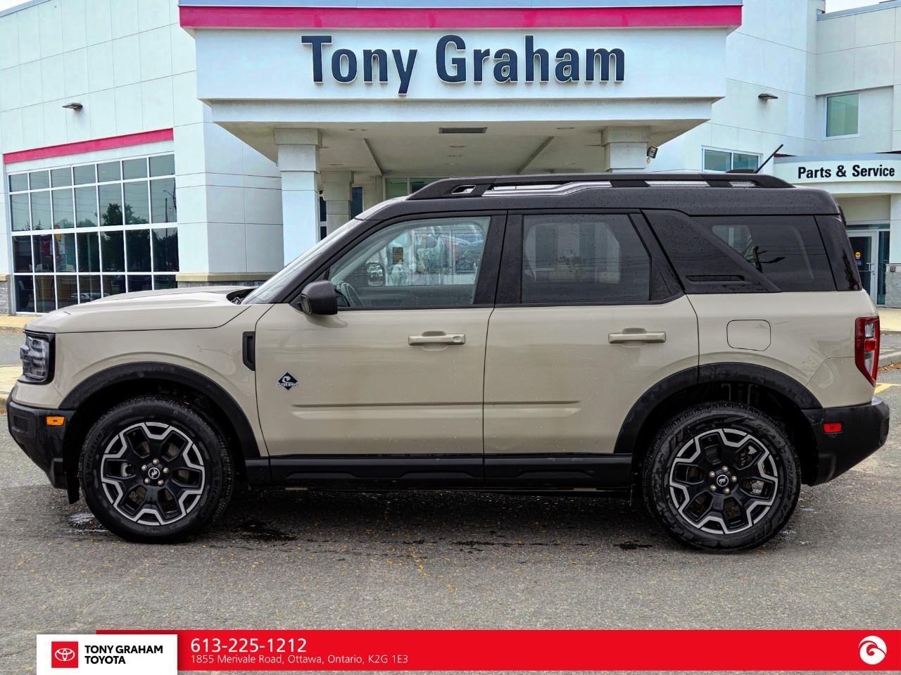 2025 Ford Bronco Sport Outer Banks Photo2