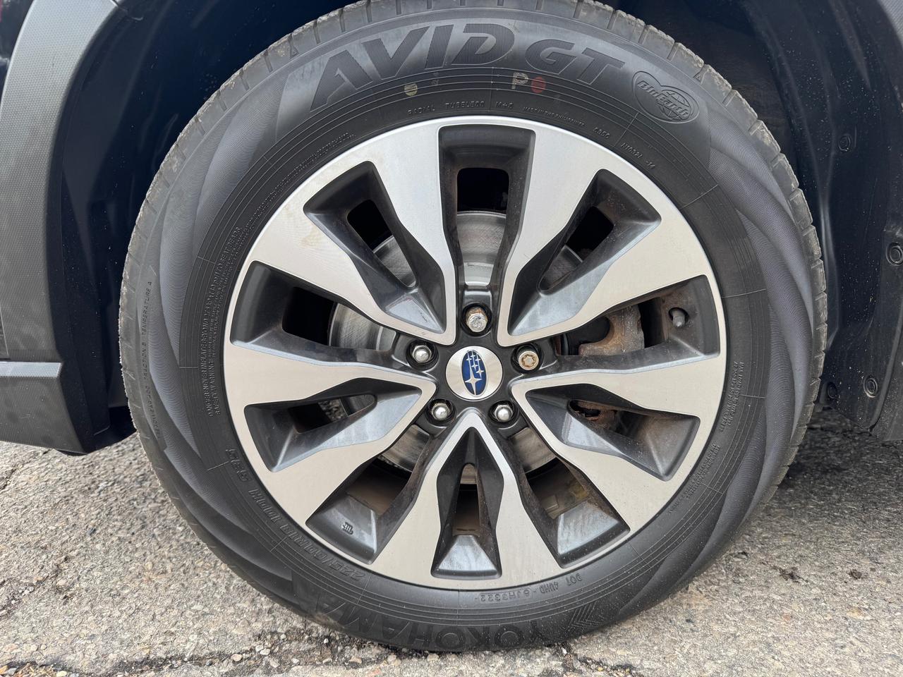 2019 Subaru Forester 2.5i Limited LOW KMS | ONE OWNER | ACCIDENT FREE | LOADED Photo