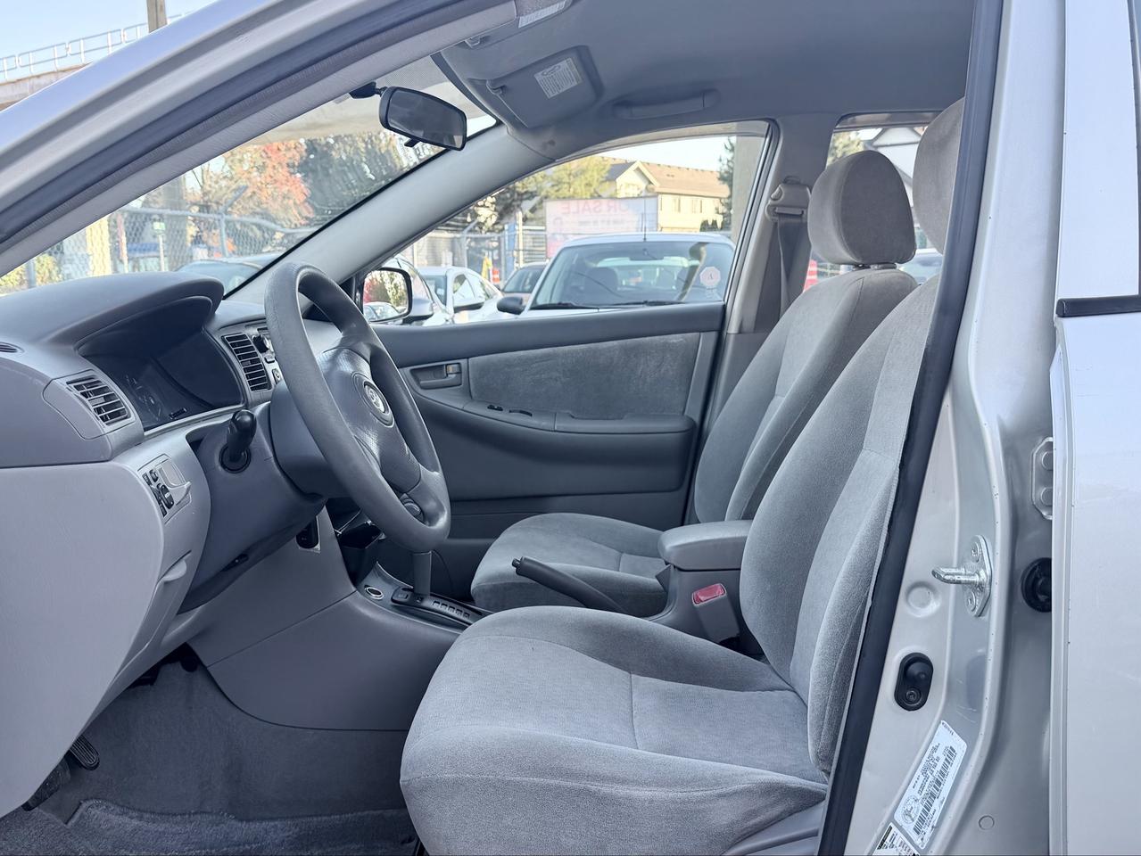 2004 Toyota Corolla FINANCING AVAILABLE Photo10