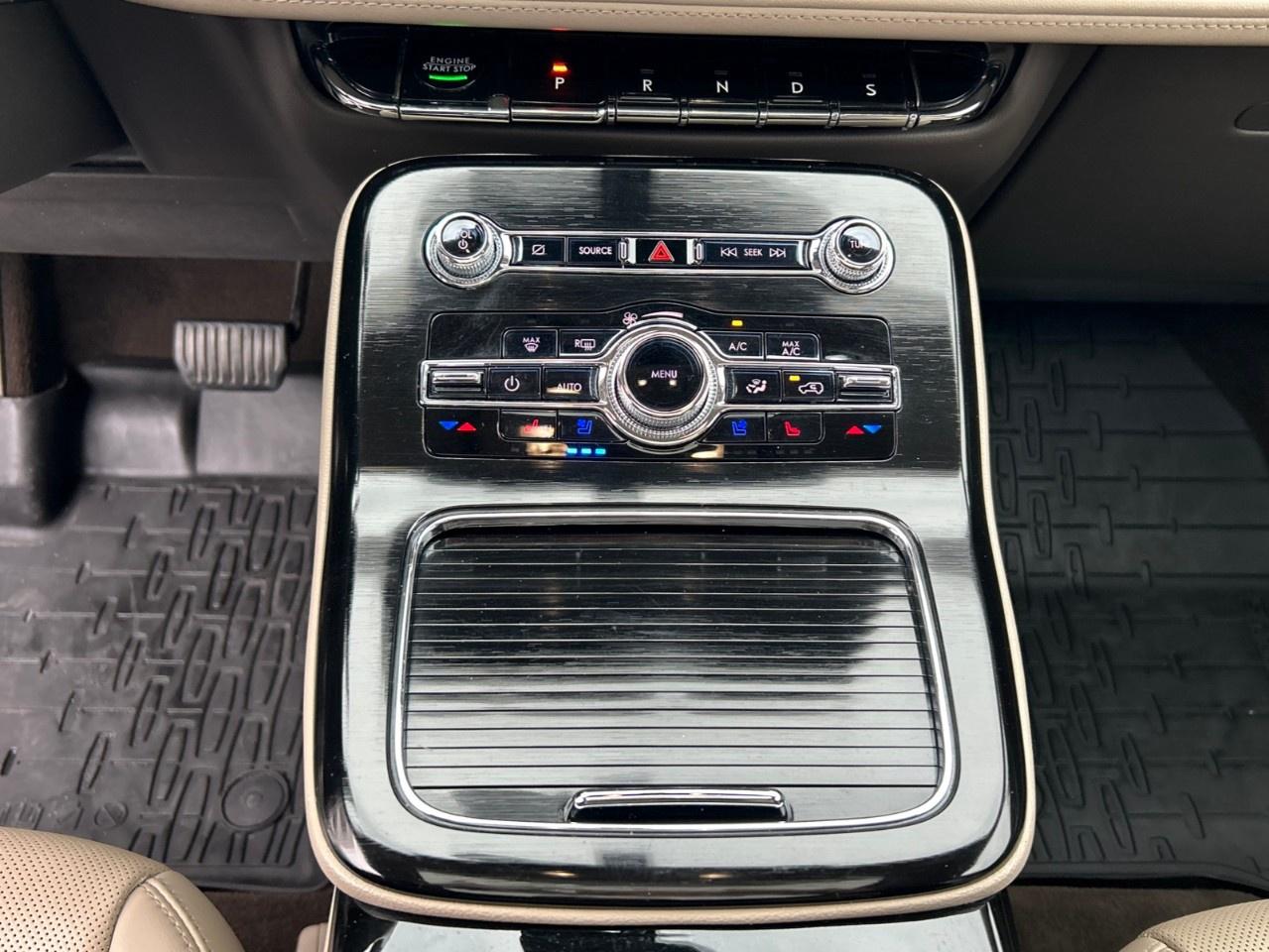 2021 Lincoln Nautilus Reserve AWD Photo
