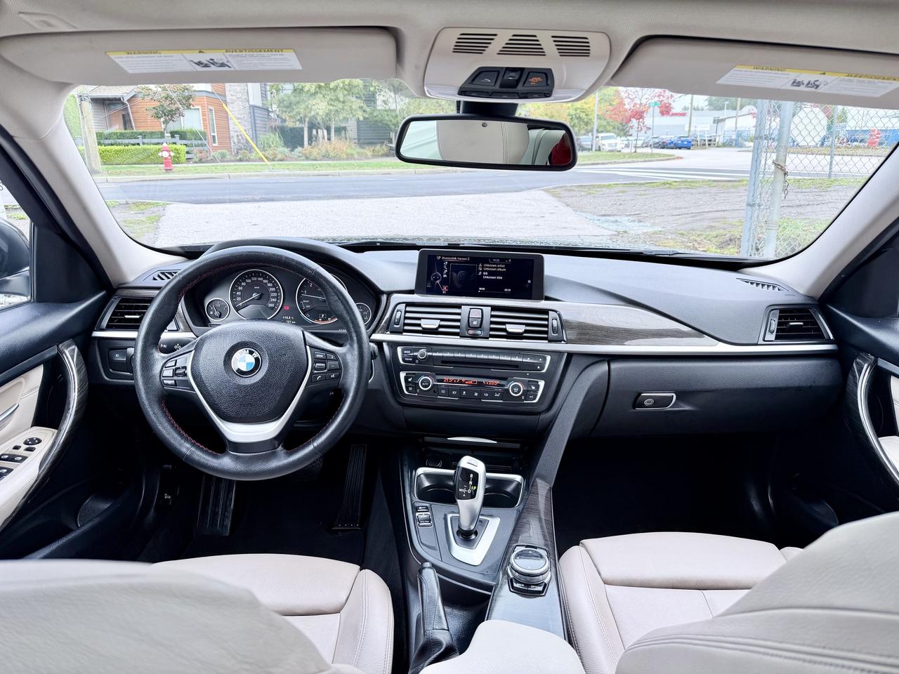 2015 BMW 3 Series FINANCING AVAILABLE Photo11