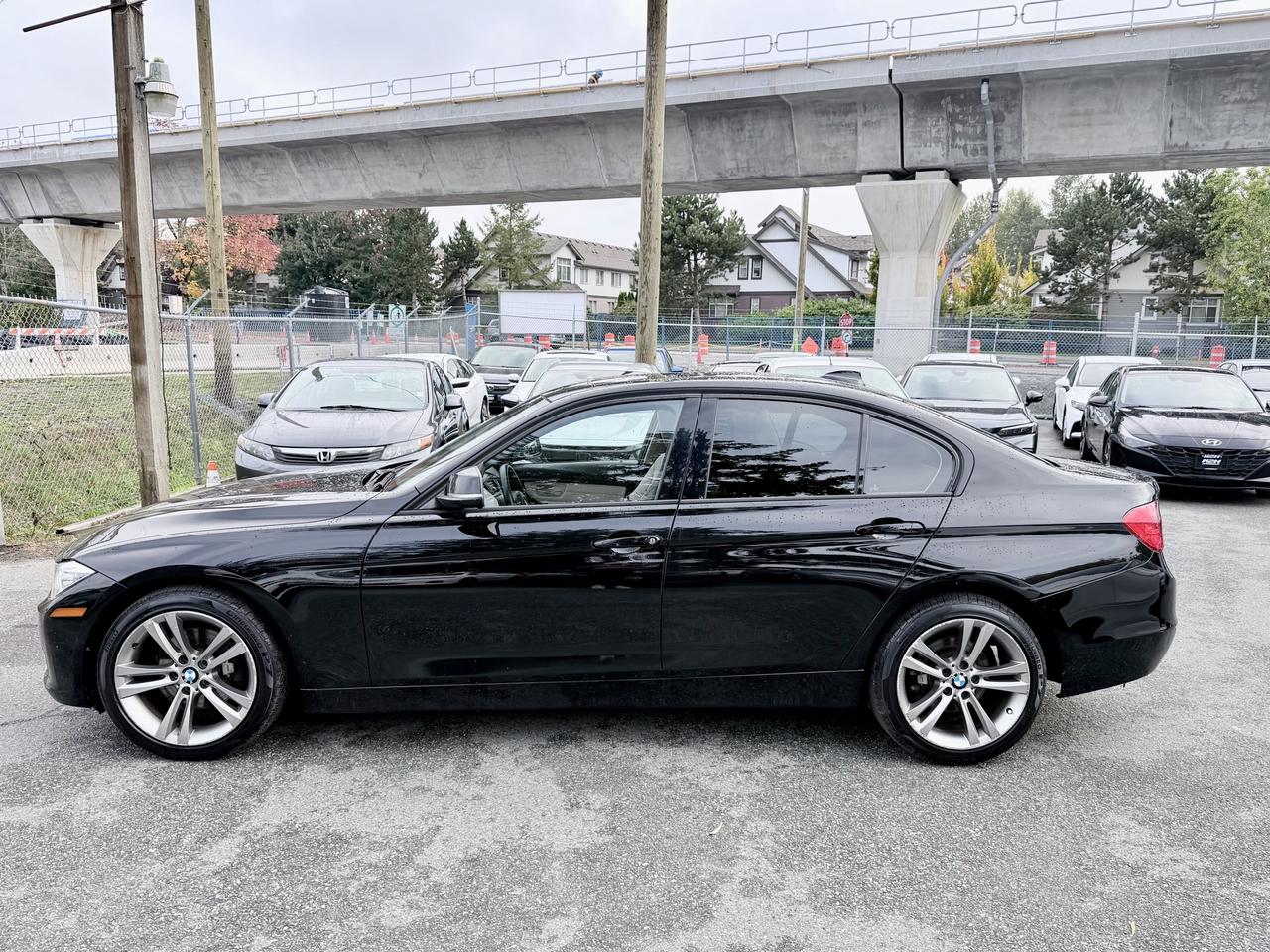 2015 BMW 3 Series FINANCING AVAILABLE Photo9