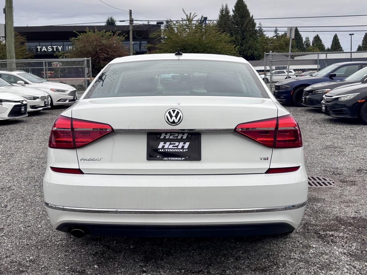2016 Volkswagen Passat FINANCING AVAILABLE Photo6