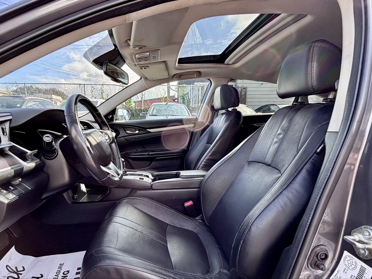 2016 Honda Civic FINANCING AVAILABLE Photo9
