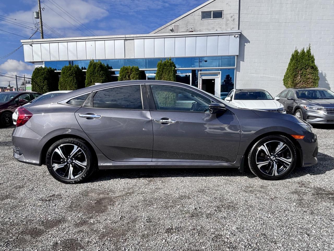 2016 Honda Civic FINANCING AVAILABLE Photo4