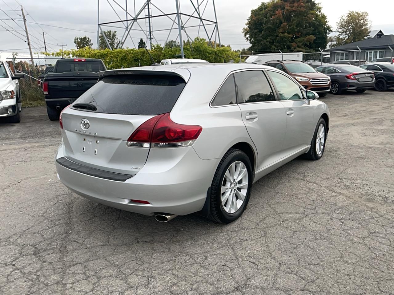 2013 Toyota Venza  Photo3