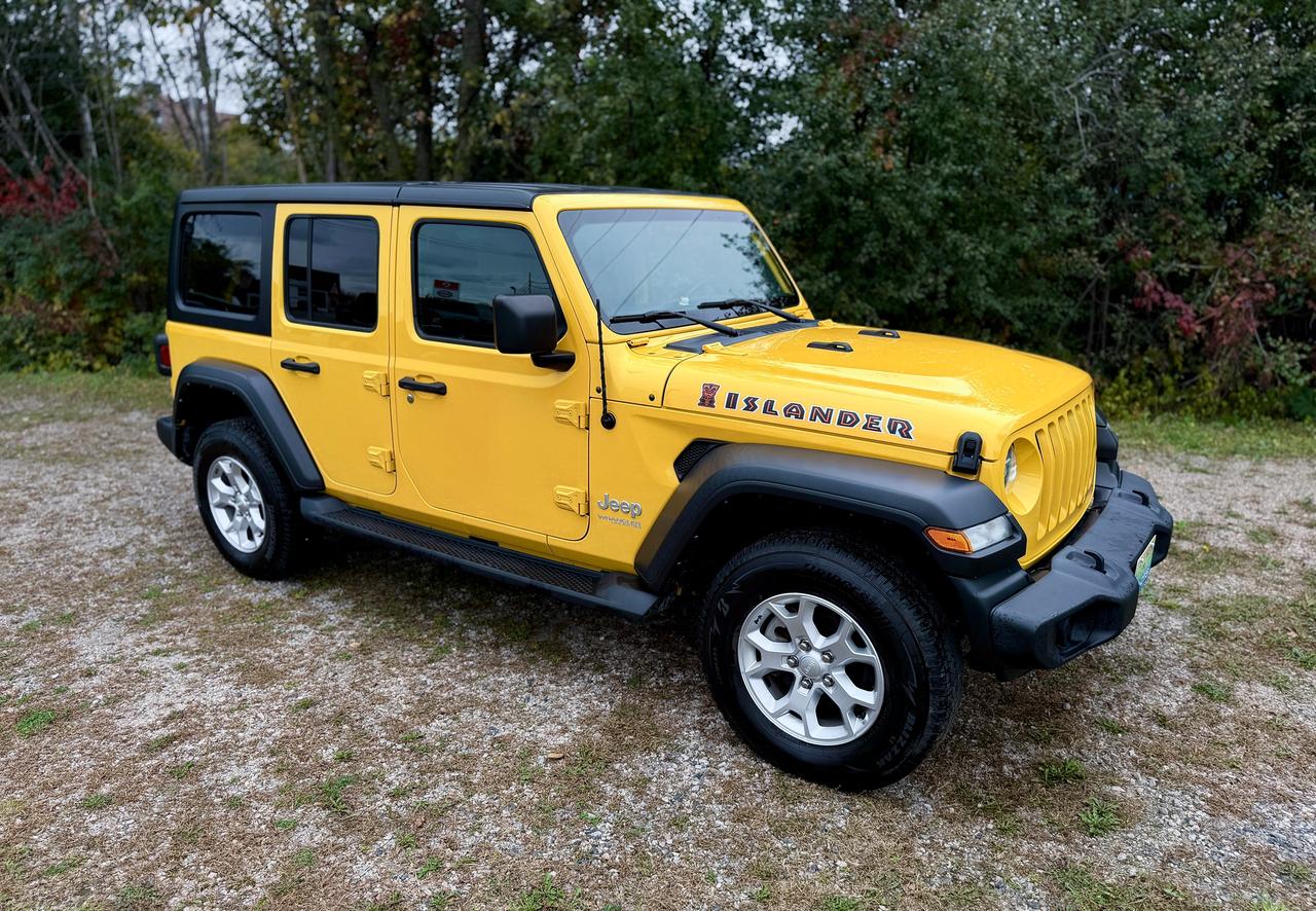 2021 Jeep Wrangler Unlimited Islander 4x4 | Loaded w/ Soft-top + more