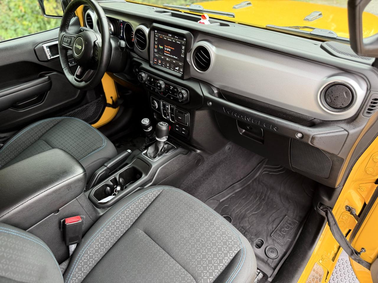 2021 Jeep Wrangler Unlimited Islander 4x4 | Loaded w/ Soft-top + more Photo