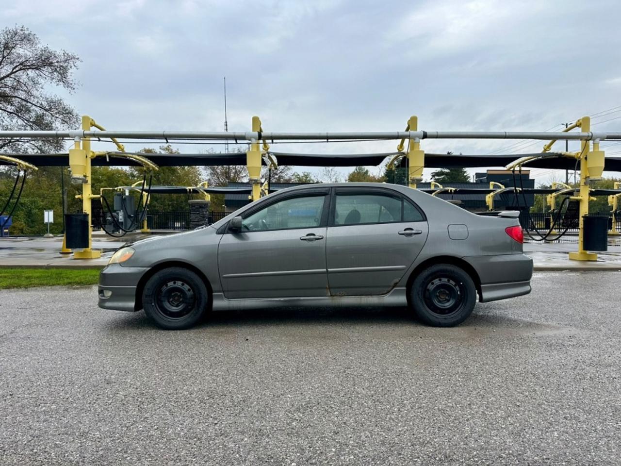 2005 Toyota Corolla * AS -IS ONLY * MANUAL TRANSMISSION " Photo