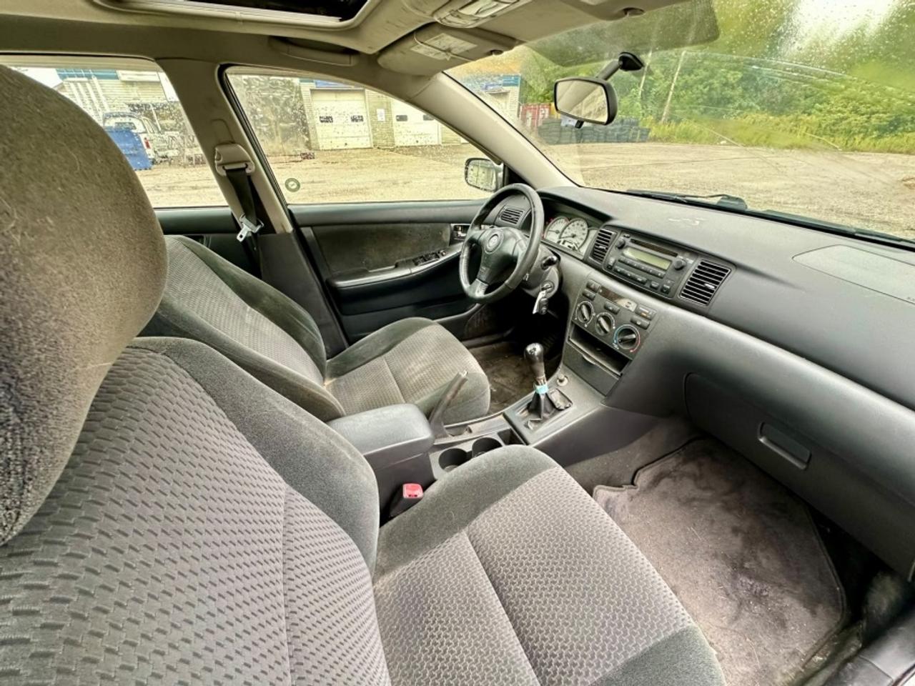 2005 Toyota Corolla * AS -IS ONLY * MANUAL TRANSMISSION " Photo