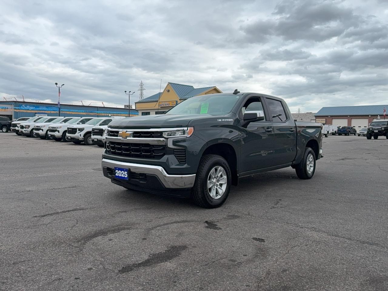 2025 Chevrolet Silverado 1500 LT 4WD CrewCab 5.3L 8cyl Gas 5'9"Box - Photo #1