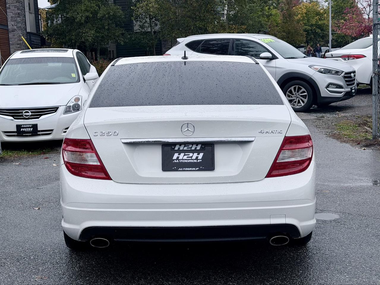 2011 Mercedes-Benz C-Class FINANCING AVAILABLE Photo6