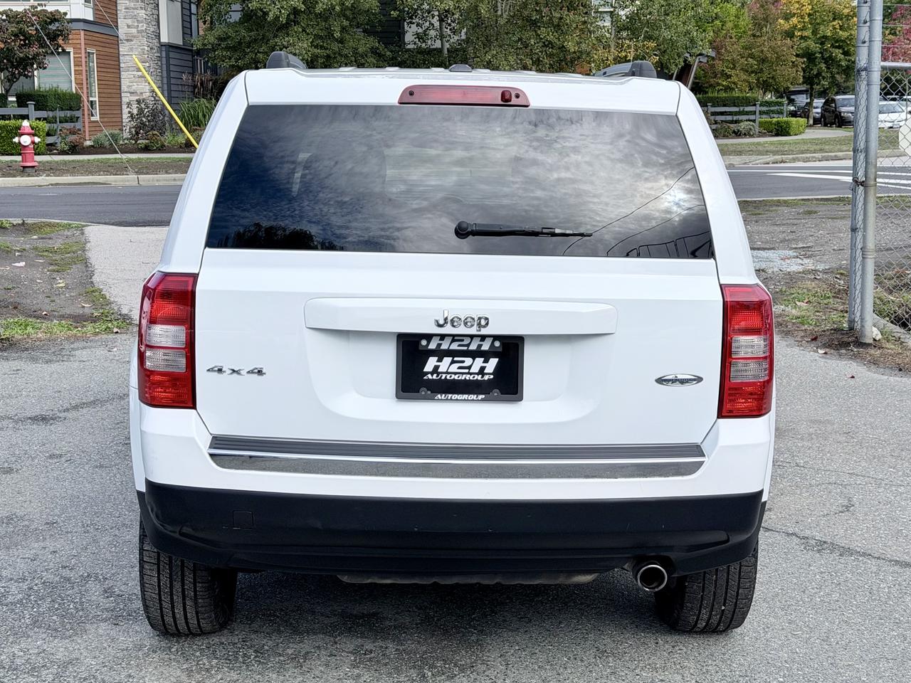 2016 Jeep Patriot FINANCING AVAILABLE Photo6