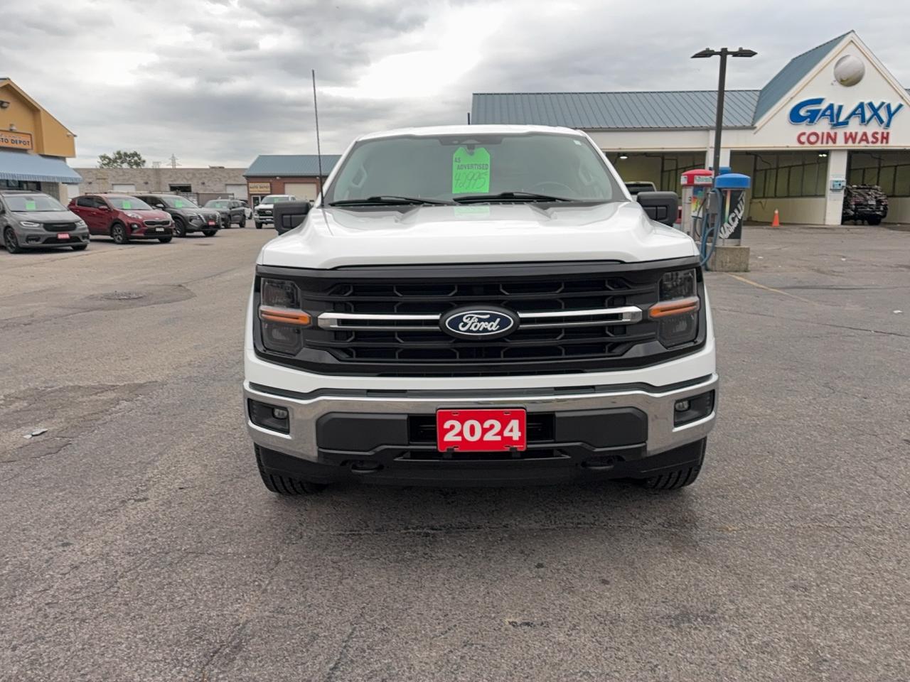2024 Ford F-150 XLT 4WD SuperCrew 2.7L 6cyl Gas  5.5' Box Photo2