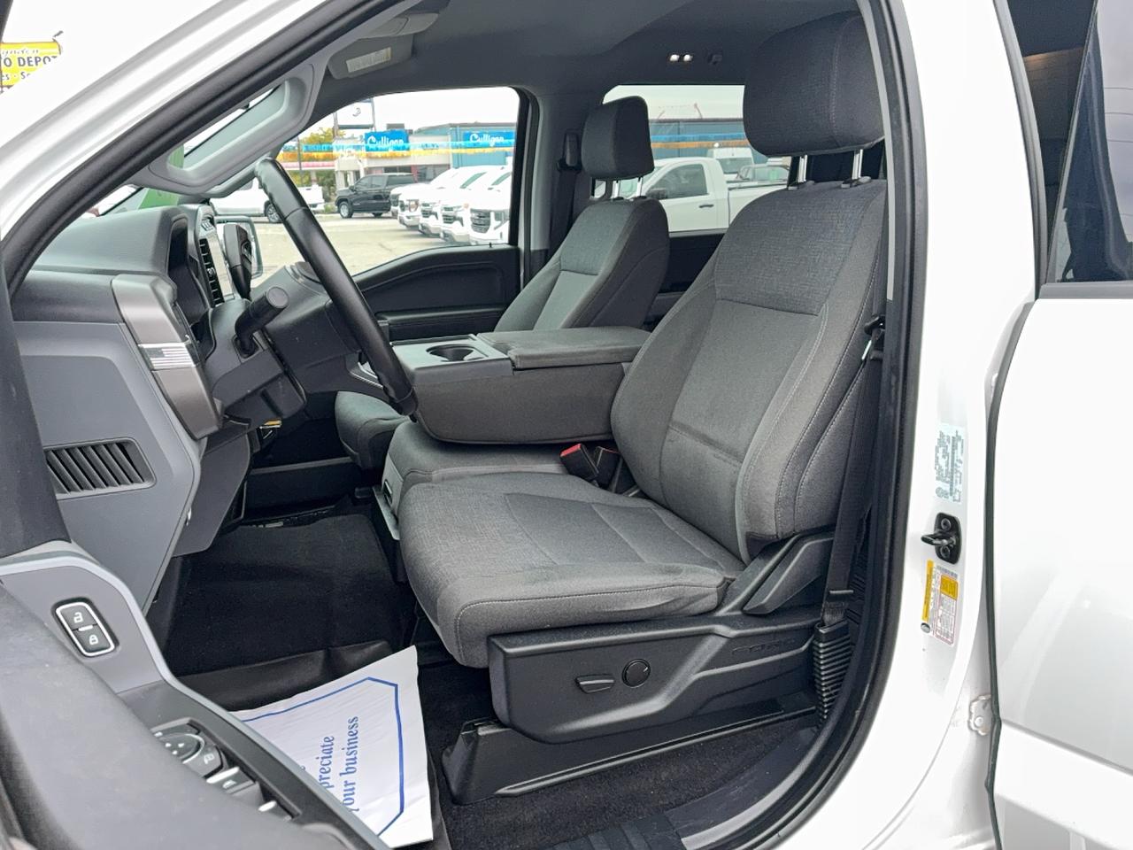2024 Ford F-150 XLT 4WD SuperCrew 2.7L 6cyl Gas  5.5' Box Photo