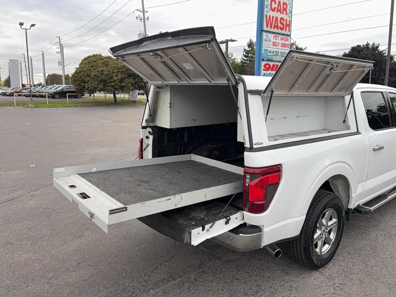 2024 Ford F-150 XLT 4WD SuperCrew 2.7L 6cyl Gas  5.5' Box Photo