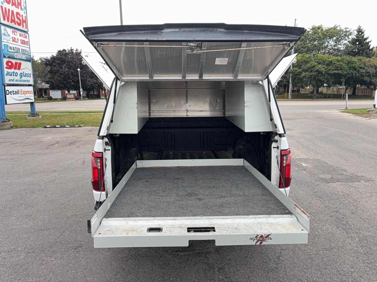 2024 Ford F-150 XLT 4WD SuperCrew 2.7L 6cyl Gas  5.5' Box Photo