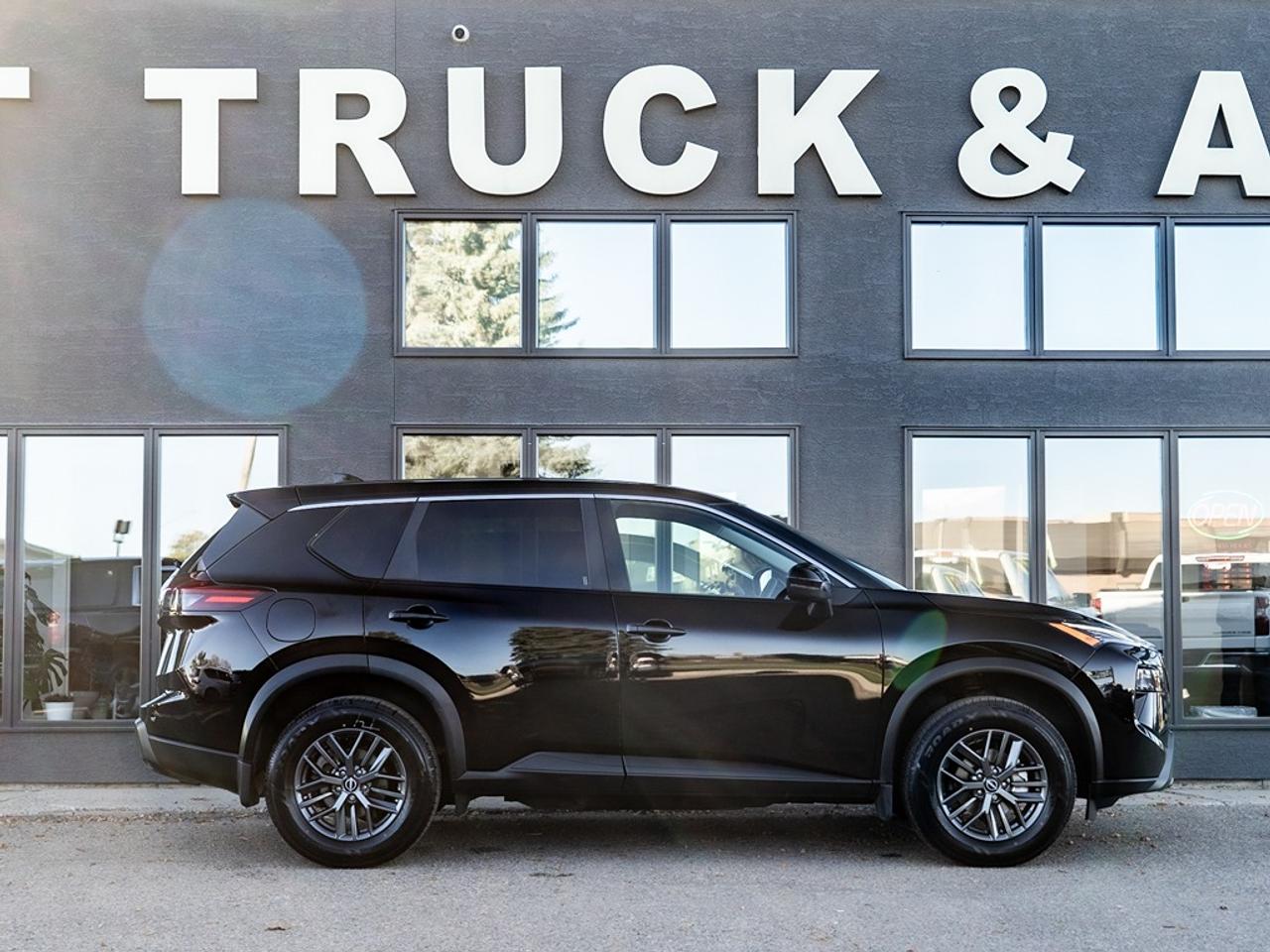 2024 Nissan Rogue AWD S Photo25