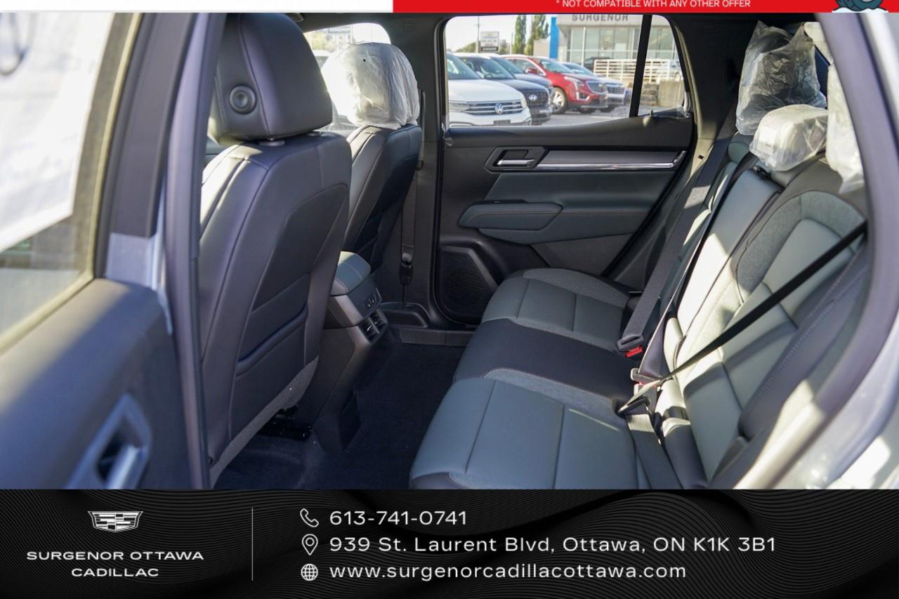 2027 GMC Terrain AWD AT4 Photo