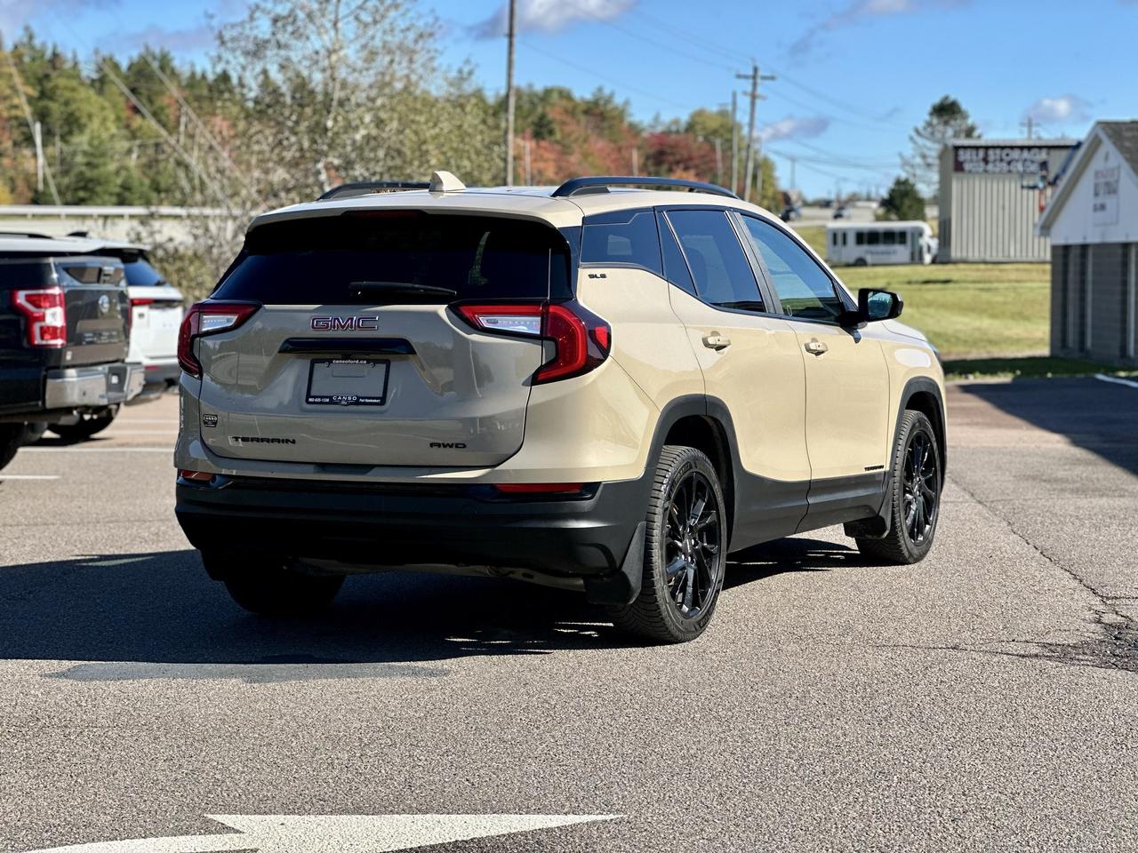 2023 GMC Terrain SLE SLE 4WD Photo4