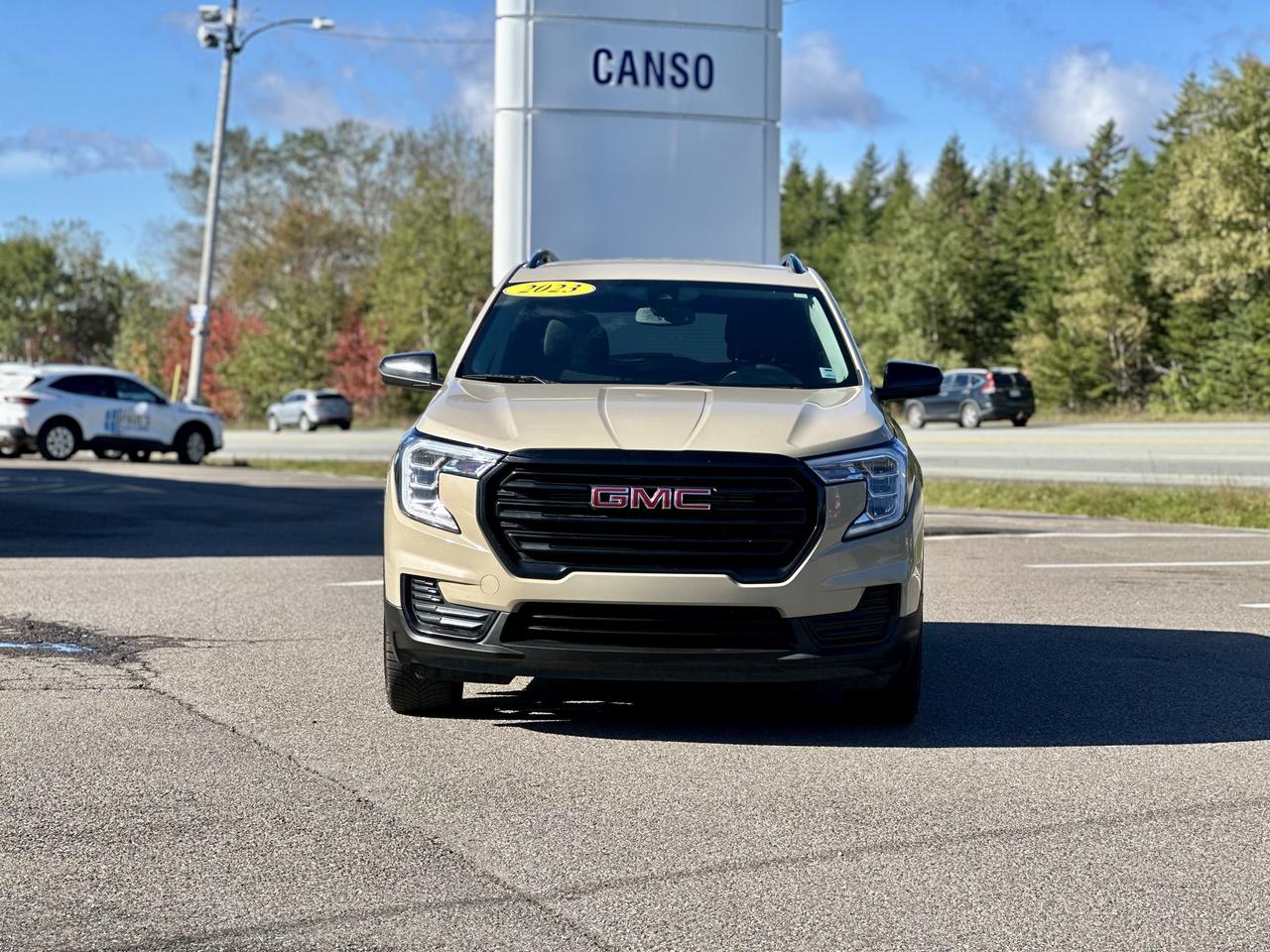 2023 GMC Terrain SLE SLE 4WD Photo1
