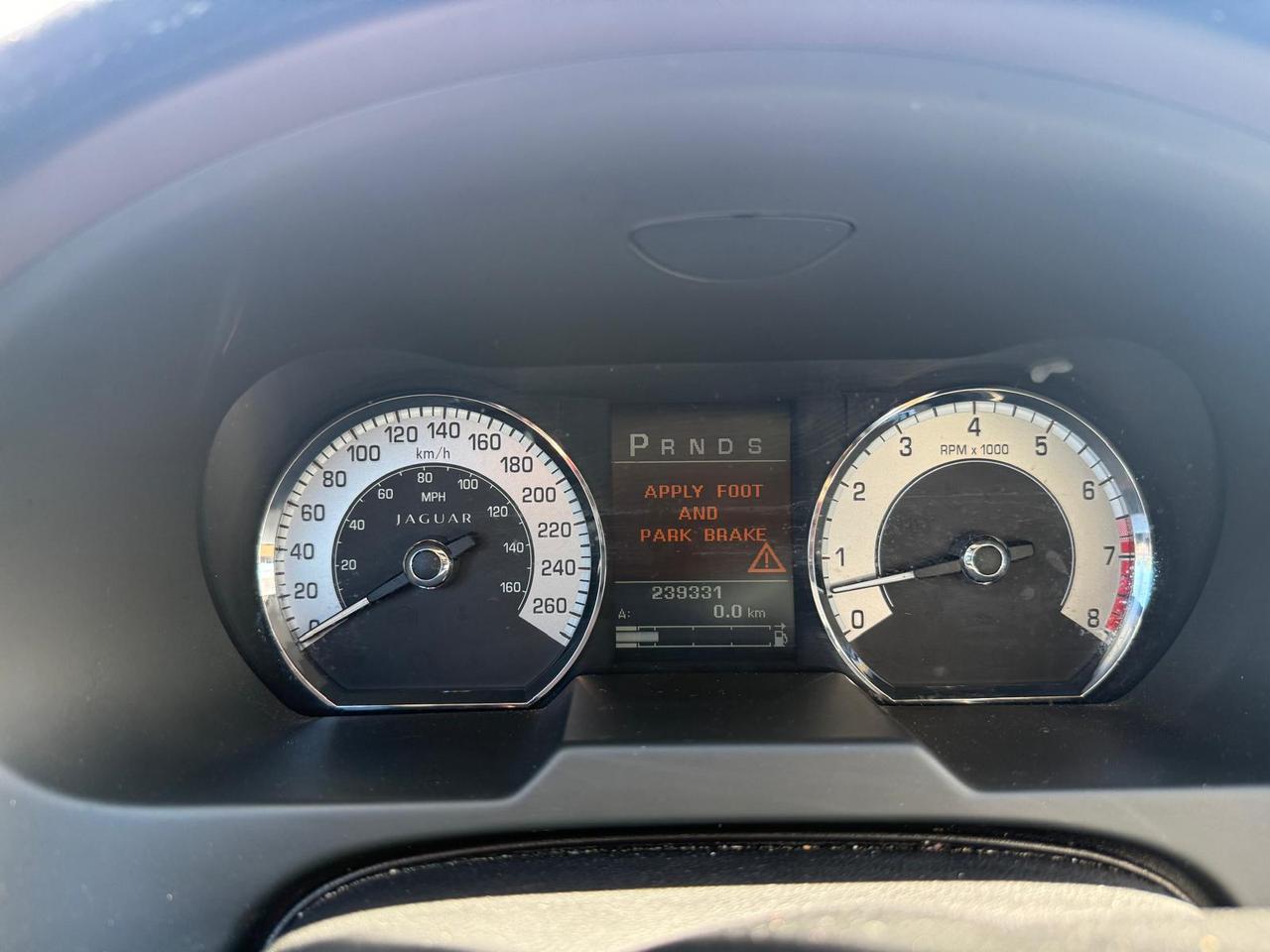 2011 Jaguar XF Premium Luxury / AUTO / YOU SAFETY YOU SAVE Photo
